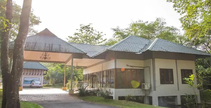 Ktdc Water Scapes Hotel Kumarakom