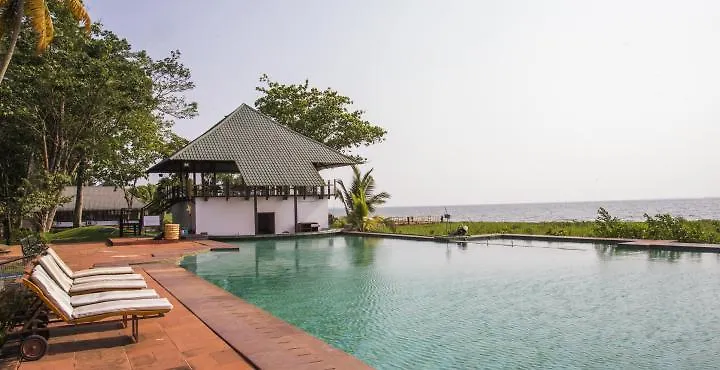 Ktdc Water Scapes Hotel Kumarakom