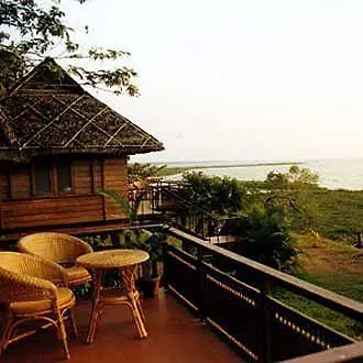 Ktdc Water Scapes Hotel Kumarakom 3*,  India